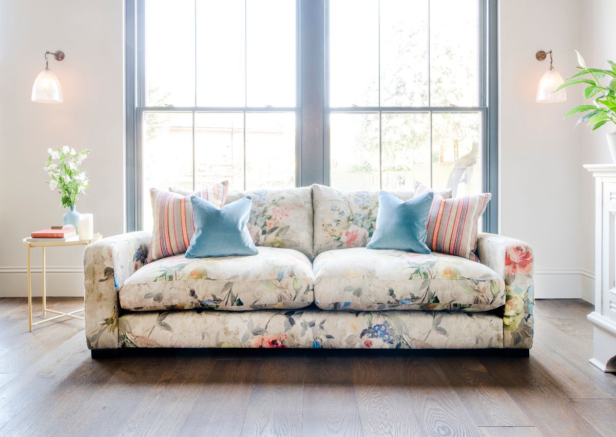 Stockbridge 3 seater sofa in Designer’s Guild floral pattern